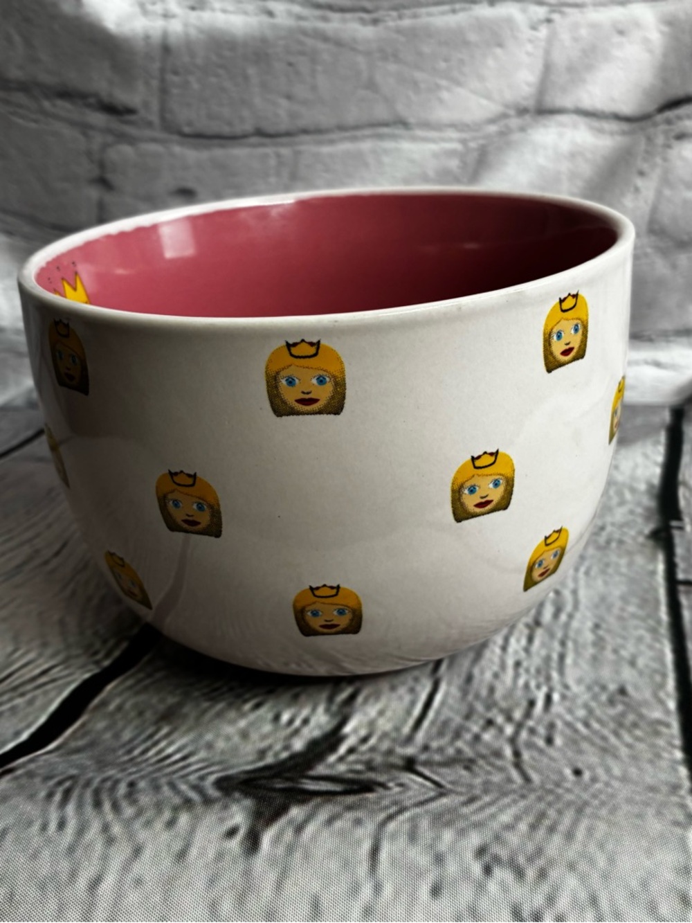 Mug Me I’m Famous Princess Emoji Queen Bee Large Ceramic Mug Cereal Soup Bowl - Picture 5 of 8